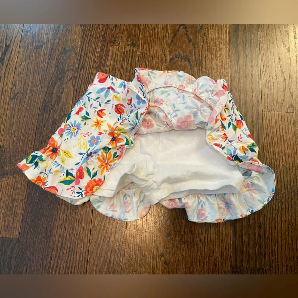 Children’s Place- size 5T cotton blend Tank Top & Skort Set - rainbow floral